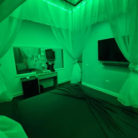 Casa de hóspedes Boutique18plus - Adults Only