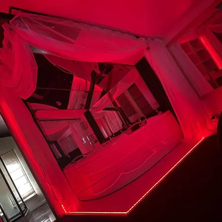 Boutique18plus - Adults Only 3* ナボダリ